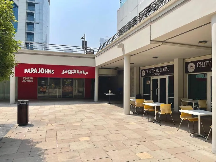Apartment Renovated Lake Terrace Studio Jlt Next To Metro! Dubai