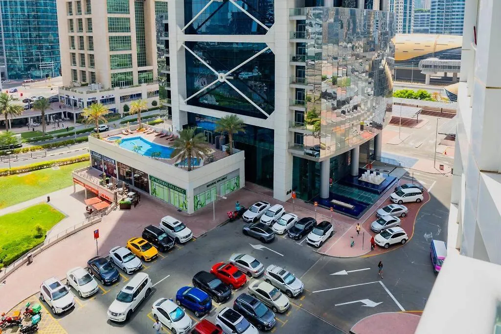 Apartment Renovated Lake Terrace Studio Jlt Next To Metro! Dubai