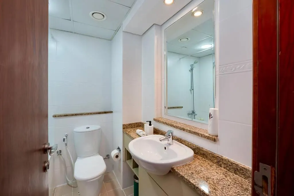 Renovated Lake Terrace Studio Jlt Next To Metro! Dubai United Arab Emirates